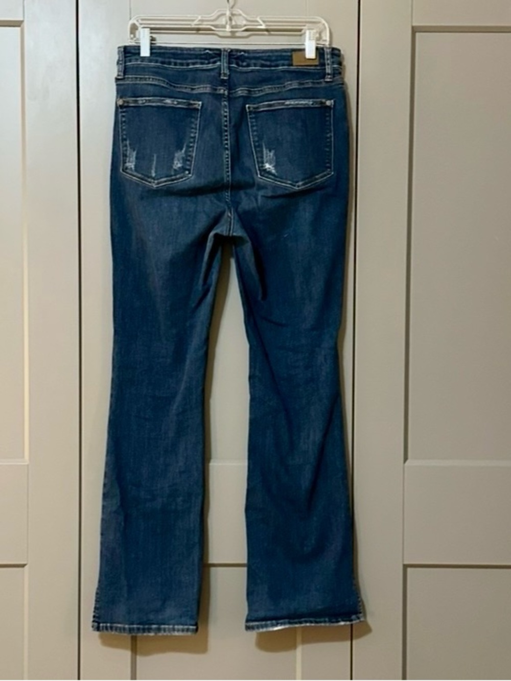Judy Blue Slim Boot Distressed Mid Rise Stretch Blue Jeans Medium Wash Sz 11/30 - Picture 2 of 11